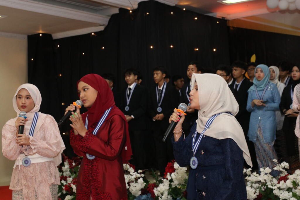 graduation-ceremony-smp-muhammadiyah-35-jakarta