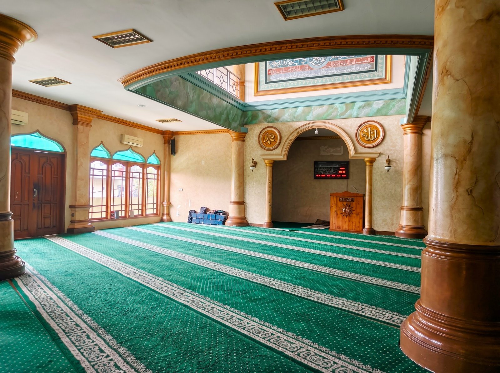 Masjid Nurul Amal Kampus SMP Muhammadiyah 35 Jakarta